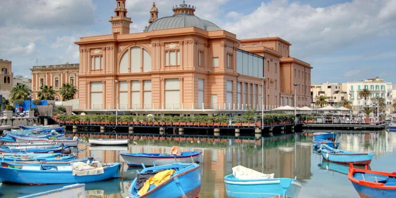 Residenze Benedetto Croce Hotel Bari Kültér fotó