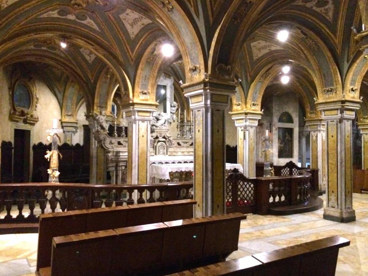 Residenze Benedetto Croce Hotel Bari Kültér fotó